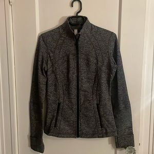 Size 8 dark grey lululemon define jacket.